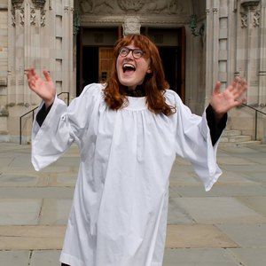 Meet your Posher, Carolyn